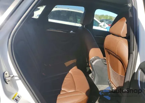 2016 Audi Q3 Premium Plus z USA, uszkodzony, nr VIN WA1EFCFS0GR023034